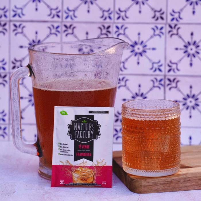 Nature’s Factory • Té Verde en Polvo Sabor Frambuesa bajo en Calorías / 10 pzas.
